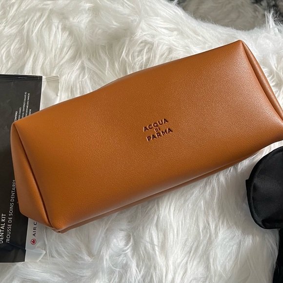 Complete travel essential - Picture 6 of 6